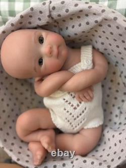 13inch Bettie Can Open Mouth Reborn Girl Doll Full Body Solid Silicone Baby Doll