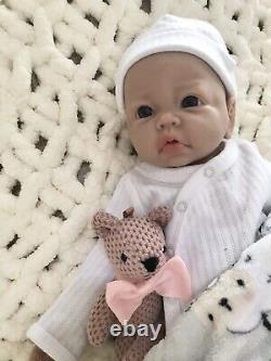 18 Premium Silicone Reborn Baby Girl Blue Eyes Newborn Soft Floppy Infant Doll