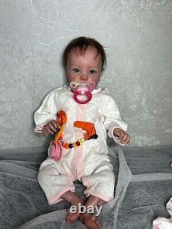 19 Reborn Baby Dolls Soft Body Toddler Newborn 1500 grams Doll Handmade Used