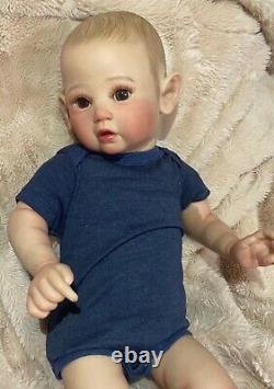 23 Boy Lifelike Reborn Baby Doll