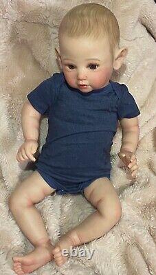 23 Boy Lifelike Reborn Baby Doll