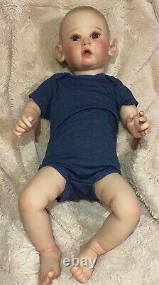 23 Boy Lifelike Reborn Baby Doll