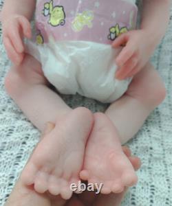 45cm Open Eyes Reborn Baby Dolls 5.61lbs Silicone Baby Dolls Can Drink Water&Pee