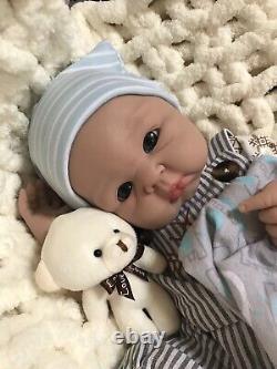 7 LBS Reborn Baby Boy Full Silicone Dolls Newborn Lifelike Soft Infant 19 Gift