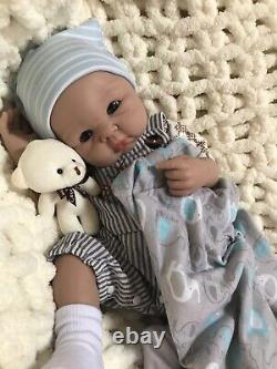 7 LBS Reborn Baby Boy Full Silicone Dolls Newborn Lifelike Soft Infant 19 Gift