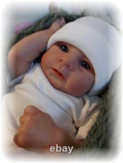 Beautiful Reborn baby girl/boy