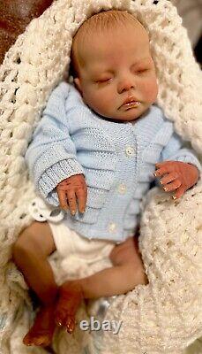 Beautiful SLEEPING Reborn baby doll