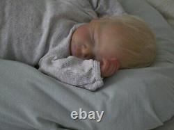 Doves Nursery Realistic Reborn Newborn Baby CAYLE Olga Auer COA