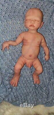 Full body Silicone Baby boy 17 Newborn stunning