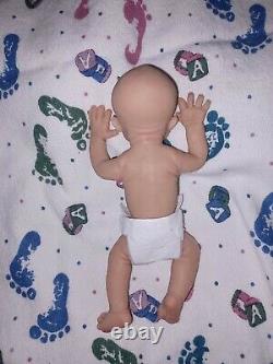 Full body silicone baby girl reborn doll