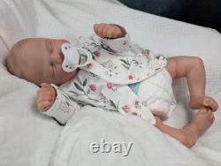 Gorgeous Reborn Baby Girl, Over 4LBS, 18 In Length, Beautiful Detailed Features