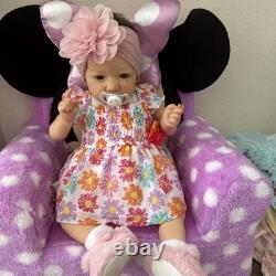 I am selling a Bonnie Brown Saskia reborn doll. She is brand new and ready to go