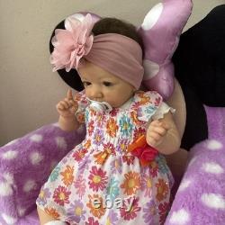 I am selling a Bonnie Brown Saskia reborn doll. She is brand new and ready to go