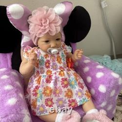 I am selling a Bonnie Brown Saskia reborn doll. She is brand new and ready to go