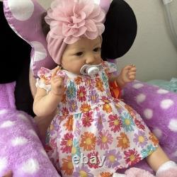 I am selling a Bonnie Brown Saskia reborn doll. She is brand new and ready to go