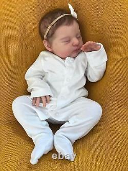 ICradle 20 Inch Sleeping Reborn Baby Dolls Girl Laura Lovely Newborn Lifelike