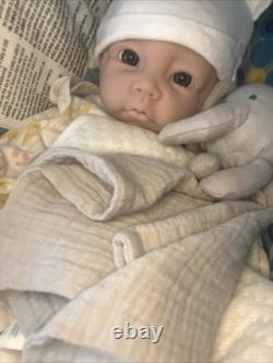 IVITA 17'' Full Silicone Baby Doll Girl Look Real Reborn Baby Doll Cute Infant