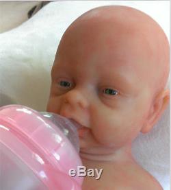 IVITA reborn baby 18-inch realistic silicone reborn baby can take a pacifier