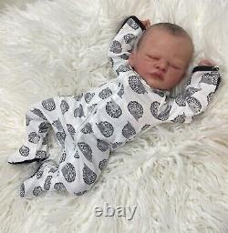 Lady Bugs Nursery Realistic Reborn lifelike Baby Jonah Heike Kolpin