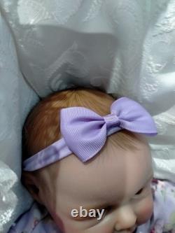 MARIE? Pretty reborn doll girl. Nicely weighted to 6.2lbs 2.8kgs 18 46cm