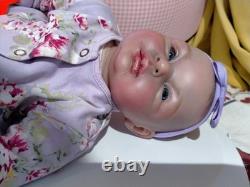MARIE? Pretty reborn doll girl. Nicely weighted to 6.2lbs 2.8kgs 18 46cm