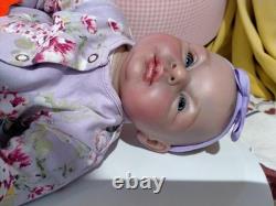 MARIE? Pretty reborn doll girl. Nicely weighted to 6.2lbs 2.8kgs 18 46cm