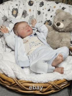 NEW Reborn Babydoll Art Doll 21 Boy Closed eyed with hair Asleep Laura