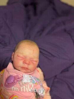 New Reborn baby girl withaccessories 22 6lbs