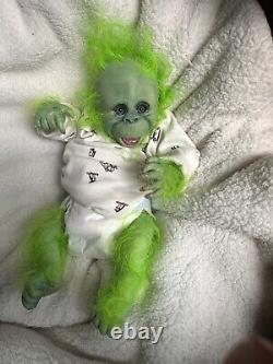 Ooak Reborn newborn baby Girl Grinchreborn bAby Ape orangutan Monkey Art doll