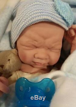 REBORN FIRST TEARS BABY REAL BOY PREEMIE MORE AFFORDABLE takes a pacifier