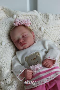 Realborn Alyssa Asleep (Bountiful Baby)