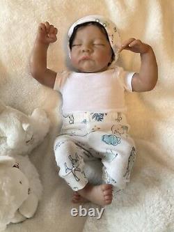 Realistic Weighted Lifelike Reborn Baby Dolls Soft Body Vinyl Doll Newborn