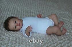 Reborn Baby Doll 45cm Soft Silicone Full Body Newborn Real Lifelike Toddler Gift