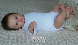 Reborn Baby Doll 45cm Soft Silicone Full Body Newborn Real Lifelike Toddler Gift