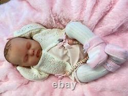 Reborn Baby Stunning Girl From Authentic Spice Sculpt With Peter Rbbit Outfit