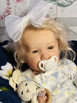 Reborn baby Saskia