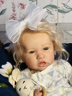 Reborn baby Saskia