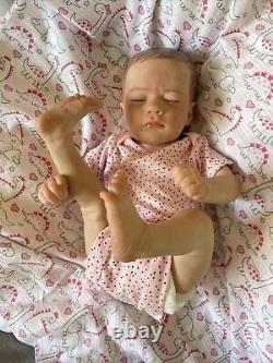 Reborn baby dolls Baby Girl With Magnetic Pacifier, Outfit, + Receiving Blanket