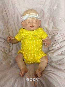 Reborn baby girl Alba by A Sanchis