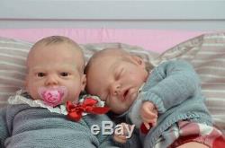 Rebornbaby Robin awake und asleep Twins lebensecht