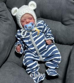 Weighted 19 Artist Painted Reborn Doll Sleeping Newborn Baby Visible Veins Toys