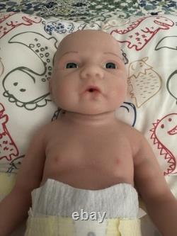 Wet and drink system Full body Platinum Silicone Baby Girl